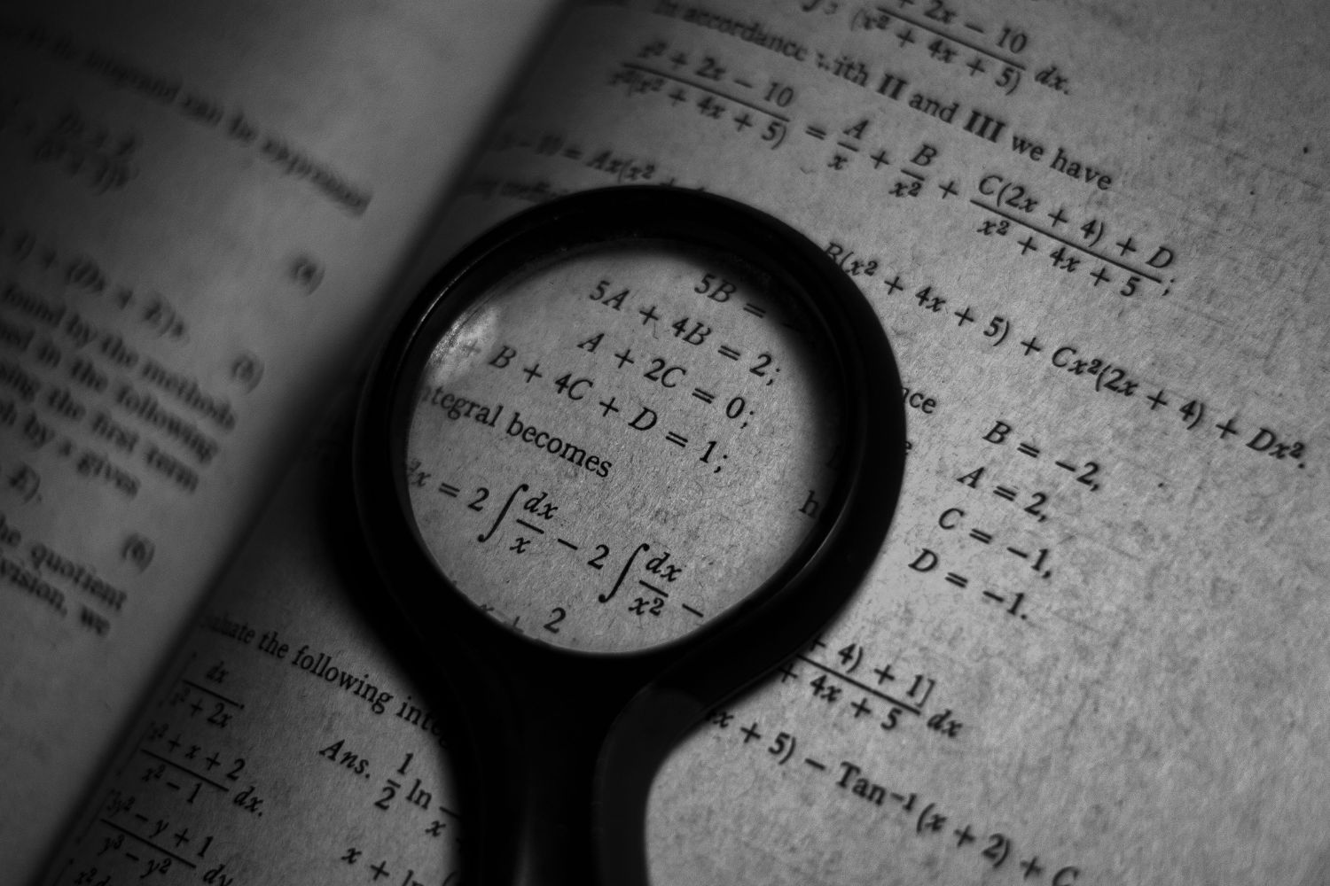 IA resolve problemas matemáticos históricos, mas cientistas alertam para um risco inesperado